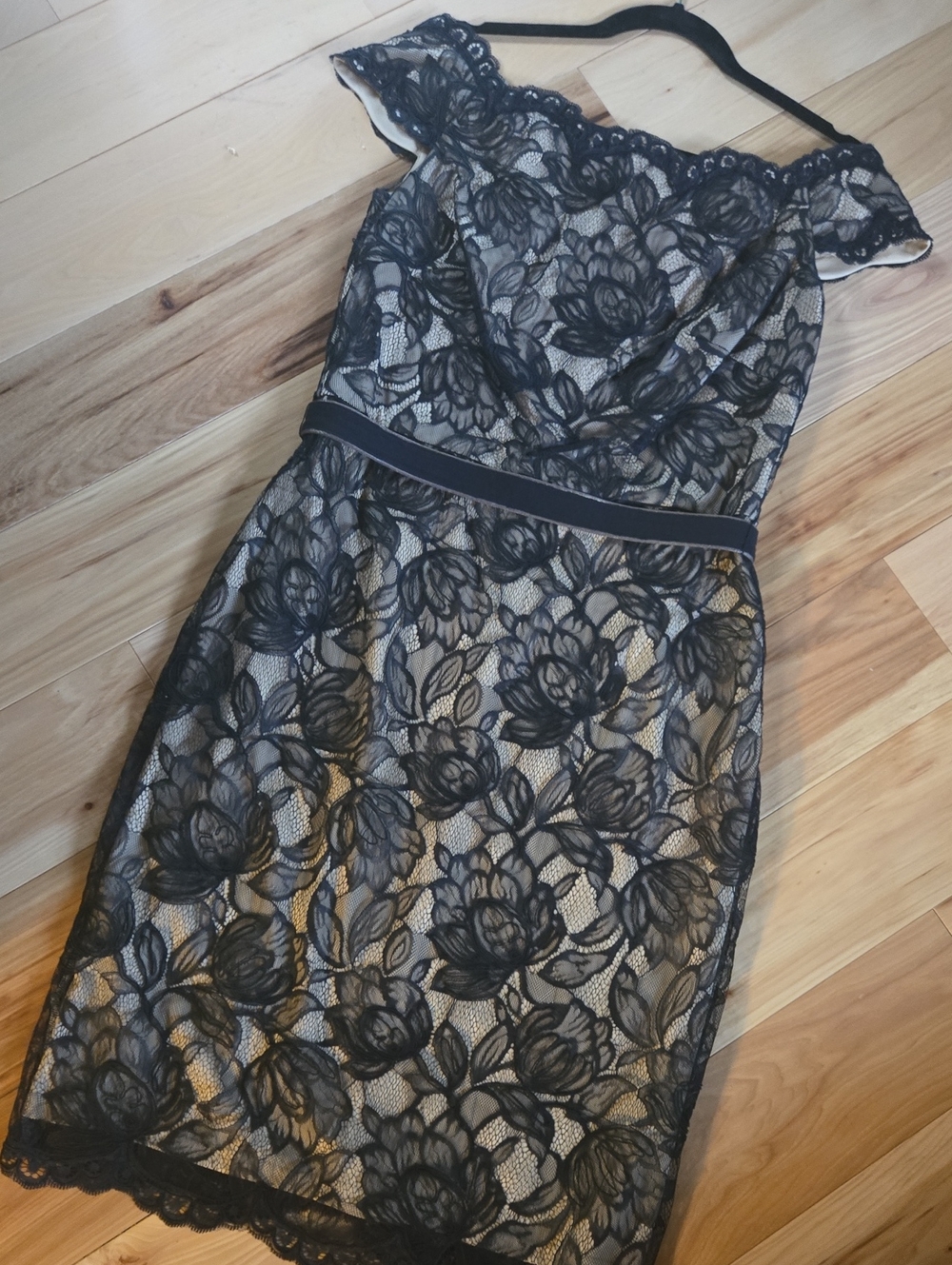 Tadashi Shoji Black Lace Off Shoulder Sheath Dress